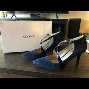 Alfani suede n patent pumps